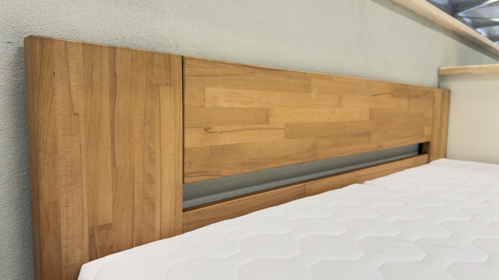 Postel z masivu Marek - Obrázek 3